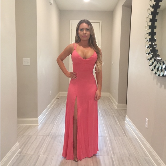 Lulus Dresses & Skirts - Lulu’s pink maxi with slit